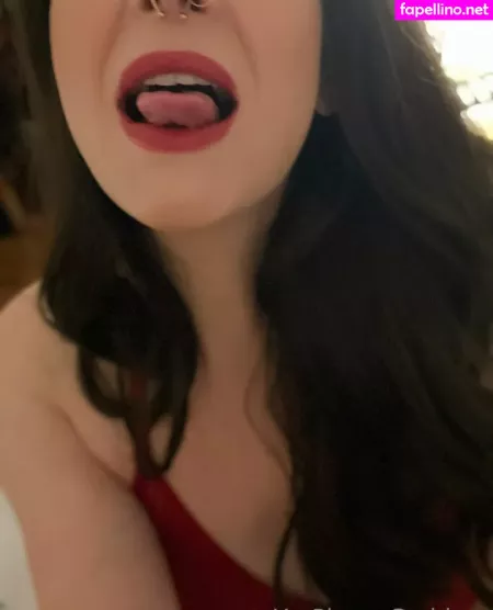 Yespleasegoddessof OnlyFans Thumbnail #3huruttnSt