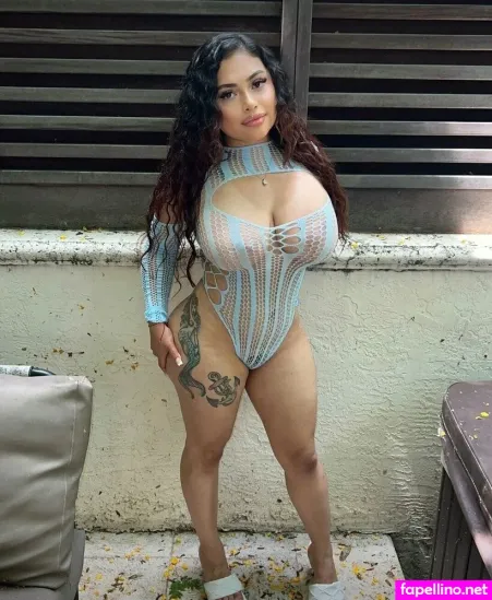 Yessenia Loch OnlyFans Thumbnail #A3RfxIvLV2