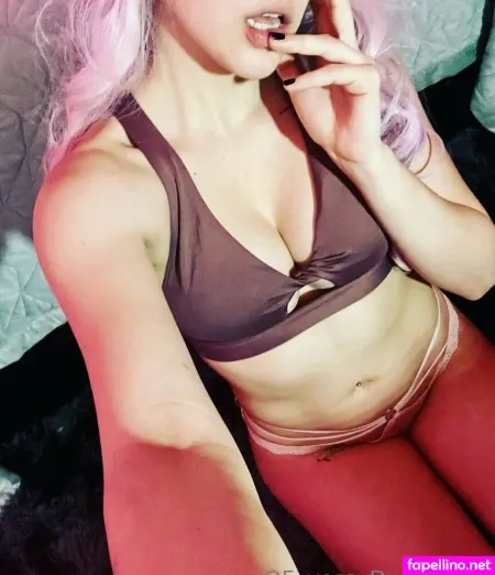 Yessydwaifufree OnlyFans Thumbnail #arlhKNkT4d