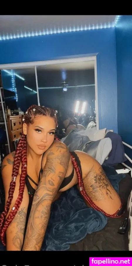 Ygredhead OnlyFans Thumbnail #BXNg1ykS1R