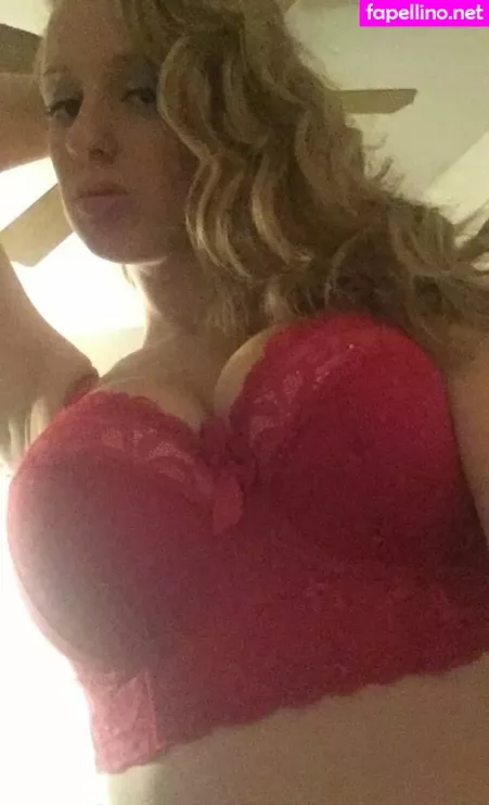 Yillian OnlyFans Thumbnail #KeB9LyF0F1