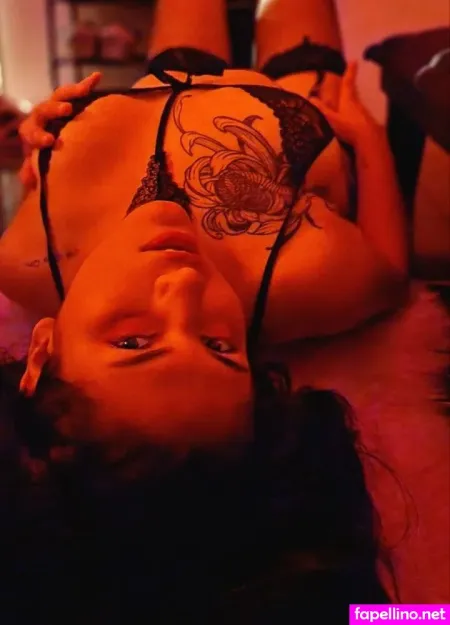 Yina OnlyFans Thumbnail #4UDGx6F9bw