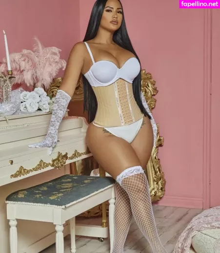 Yineth Moreno OnlyFans Thumbnail #1vuvQTI2qH