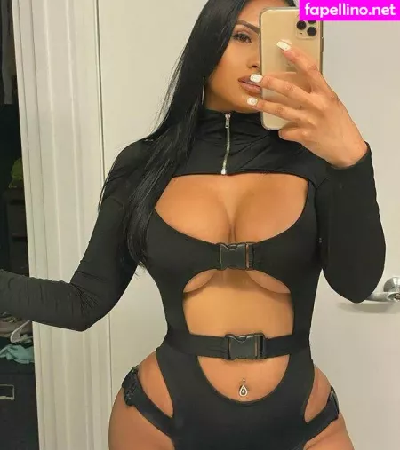 Yinethcolombiana OnlyFans Thumbnail #M6zwN59wIL