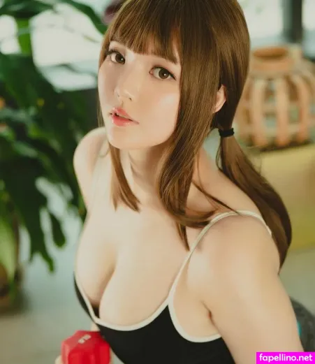 Ying Tze OnlyFans Thumbnail #k8aYiFLvOo