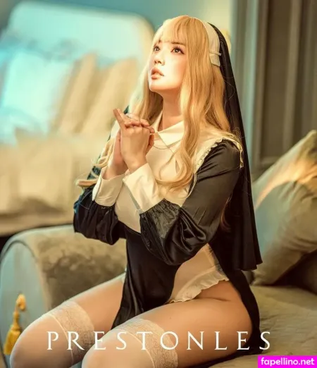 Ying Tze OnlyFans Thumbnail #w6Am1t58hC