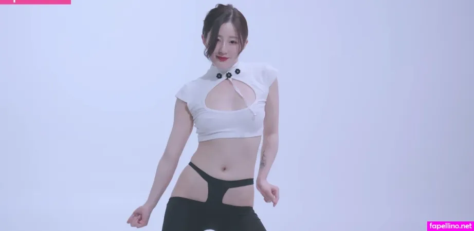 Yingxiu Xyz OnlyFans Thumbnail #eTD8O4LqBv