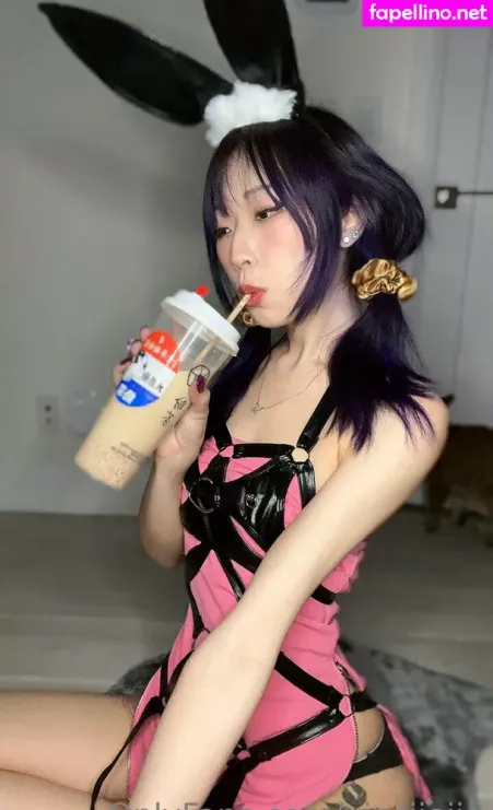 Yinsdere OnlyFans Thumbnail #VtkXrW9wup