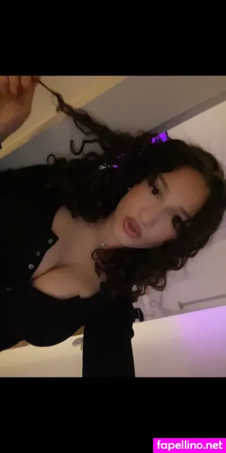 Yisel OnlyFans Thumbnail #6e5xcrPBJ4