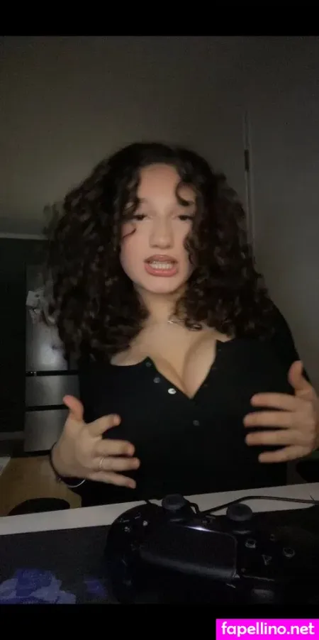 Yisel OnlyFans Thumbnail #OtD8FAQVdM