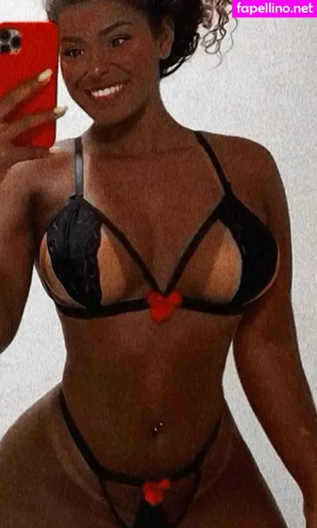 Ynaraabb OnlyFans Thumbnail #7Qc4A40Bmv