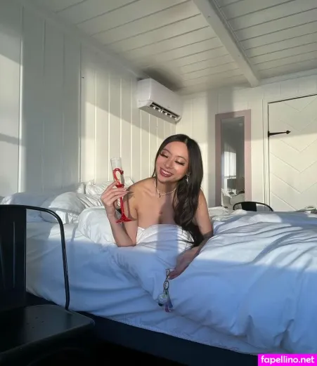Ynori Nguyen OnlyFans Thumbnail #8OHNa4jWao