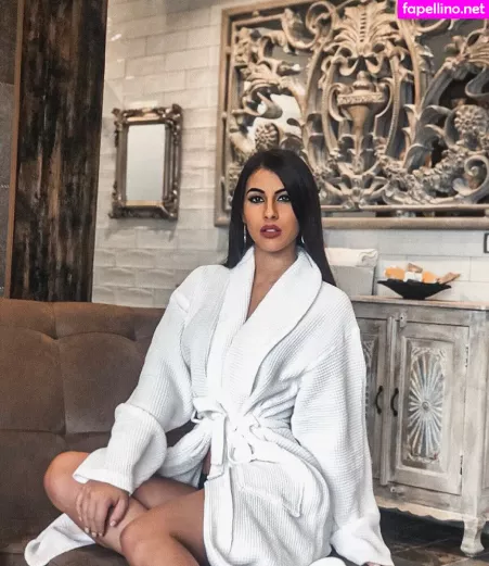 Yoana Cuesta Cortijo OnlyFans Thumbnail #CHTx4hc1pd