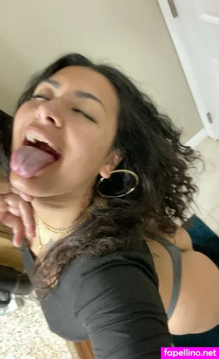 Yobabiegirl OnlyFans Thumbnail #QmZ4DkIVsF