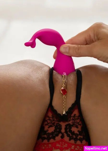 Yogaflocke OnlyFans Thumbnail #JTr6dbeijH