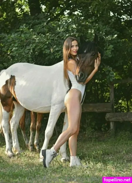 Yogagirlfree OnlyFans Thumbnail #gb4rFkDsOB