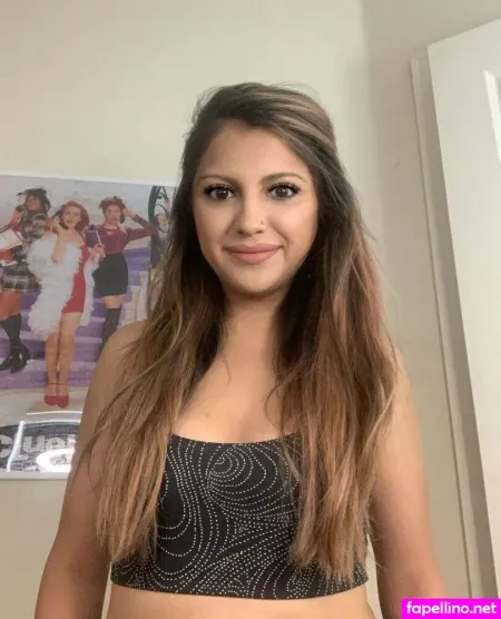 Yogagirlluna OnlyFans Thumbnail #3GR5dKdVSZ