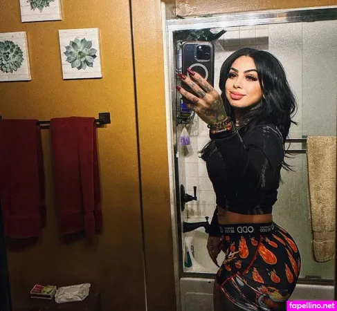 Yogapantsqueen Main Profile Photo