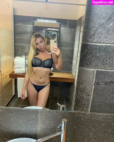 Yogatrainer OnlyFans Thumbnail #2UdnJie208