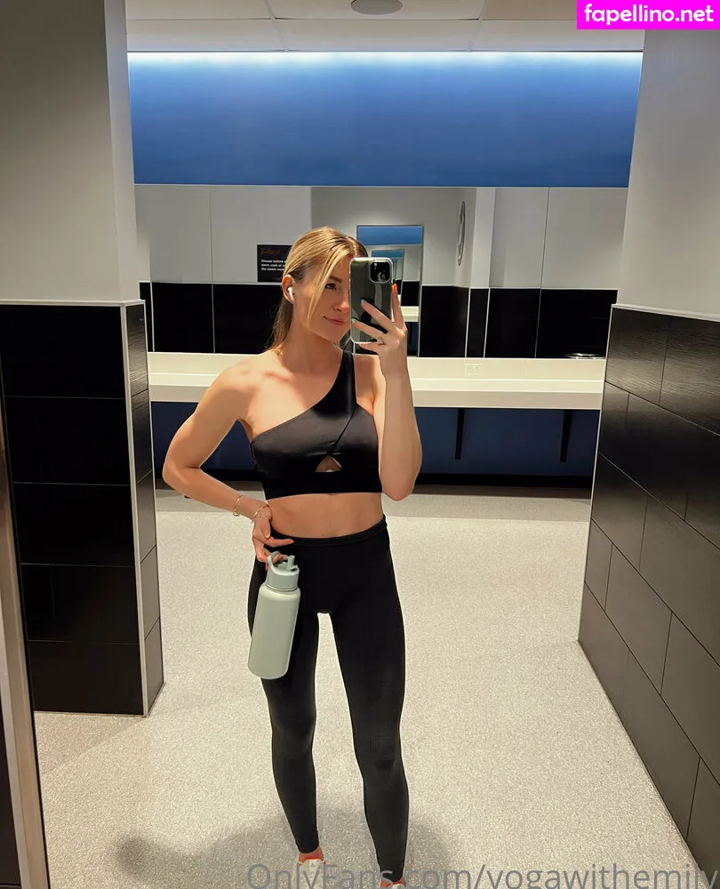 yogawithemily Nude Leaked OnlyFans Photo #nj5qk9Q5d2