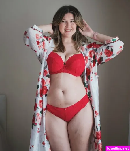 Yogi Bea 2 OnlyFans Thumbnail #4yJmEE7dUw