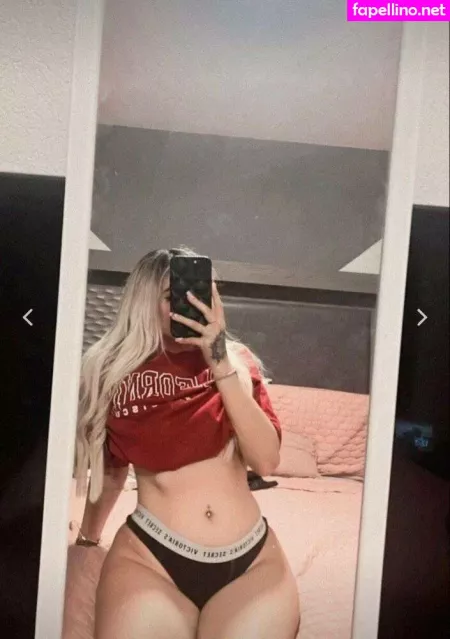 Yolamartinezv OnlyFans Thumbnail #i55TB059Bu