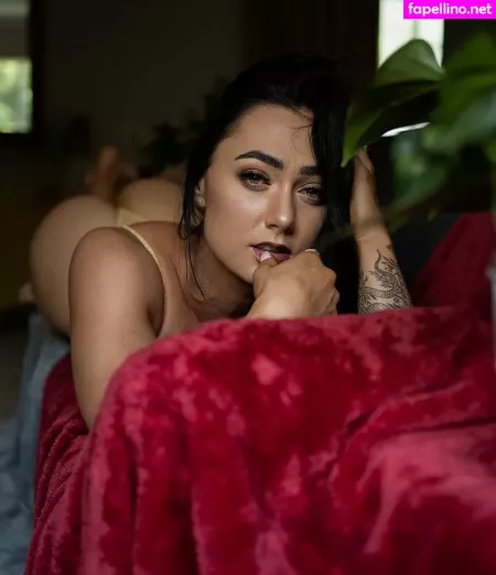 Yolande Parsons OnlyFans Thumbnail #bGMEw0COZ9