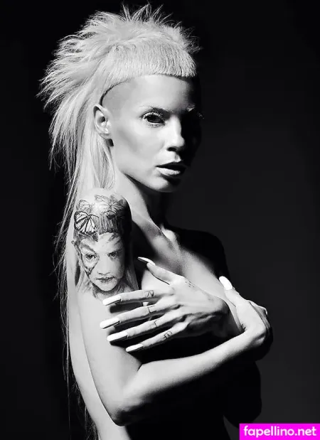 Yolandi Visser OnlyFans Thumbnail #tHrUgArseA