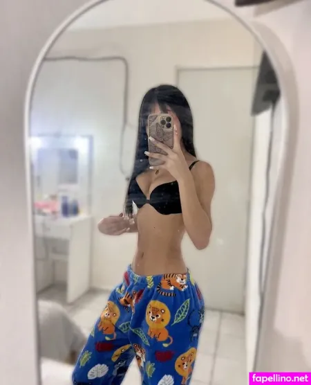 Yolllbae OnlyFans Thumbnail #bH9CoUrHBp