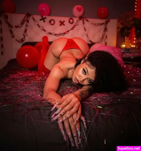 Yona Galvao OnlyFans Thumbnail #jXkC9yEPjJ