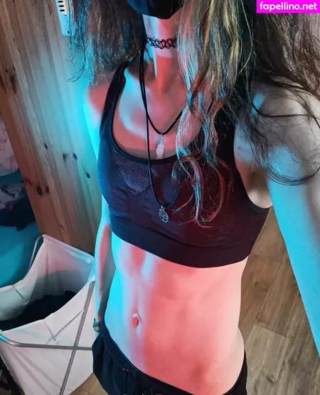 Yona Ghoul OnlyFans Thumbnail #EaiWUgKekT