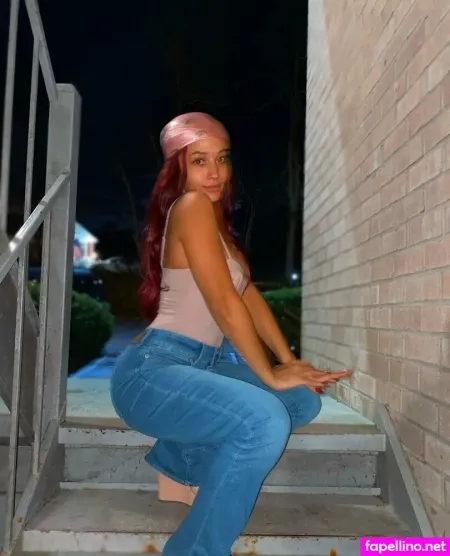Yonarainn OnlyFans Thumbnail #0pn2KcJhXg
