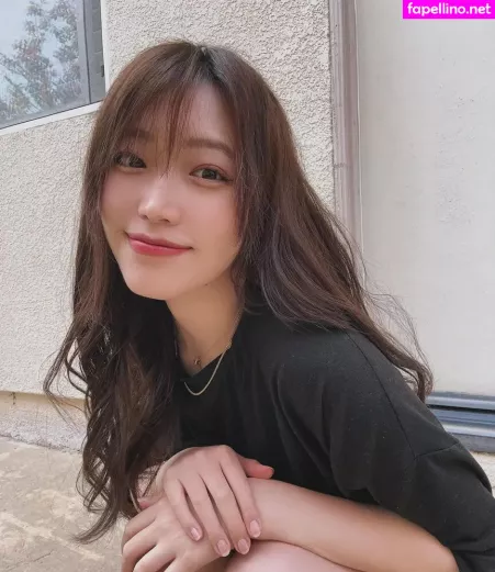 Yoojin OnlyFans Thumbnail #9ELWRnXsPh