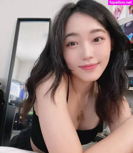 Yoojin OnlyFans Thumbnail #9TGIGK0OET