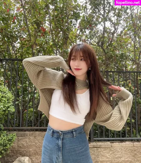 Yoojin OnlyFans Thumbnail #L9PlVoKeQ9