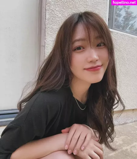 Yoojin OnlyFans Thumbnail #LXqKXBqxwU