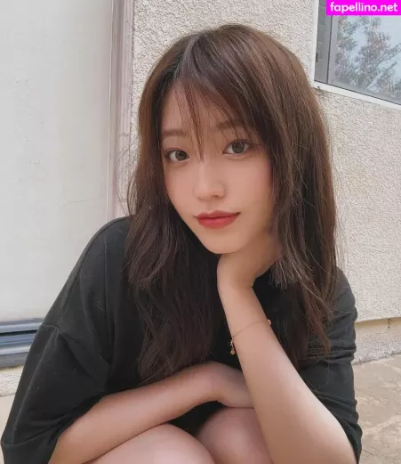 Yoojin OnlyFans Thumbnail #MHTQg2IFLh