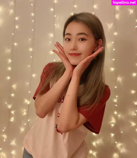 Yoojin OnlyFans Thumbnail #NvbigBLfLx