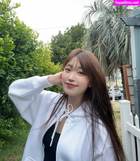 Yoojin OnlyFans Thumbnail #XmlKCdYaRR