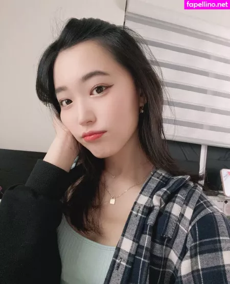 Yoojin OnlyFans Thumbnail #dLGVyDd0hv