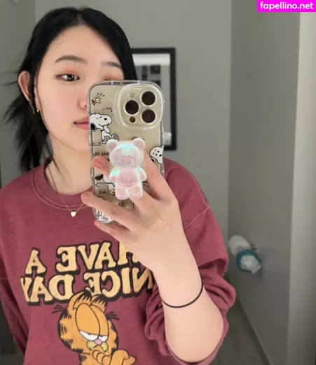 Yoojin OnlyFans Thumbnail #deU7WWsHM1