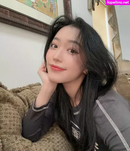 Yoojin OnlyFans Thumbnail #wBHQluKUAu