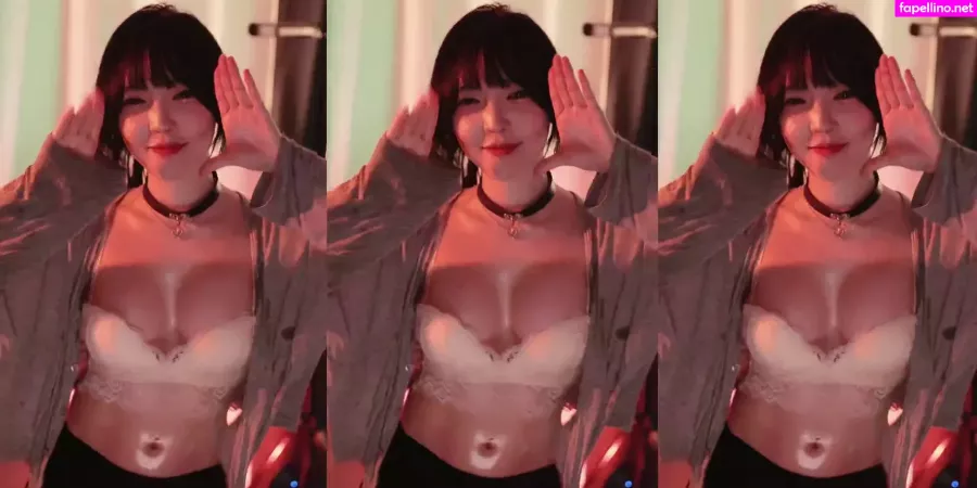 Yoon Froggy OnlyFans Thumbnail #8mHbX68J0E