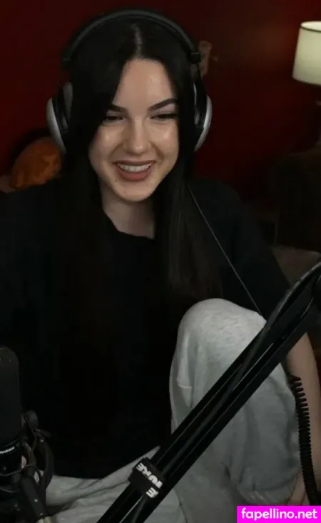 Yoona French Streamer OnlyFans Thumbnail #5lvjwQn5Va