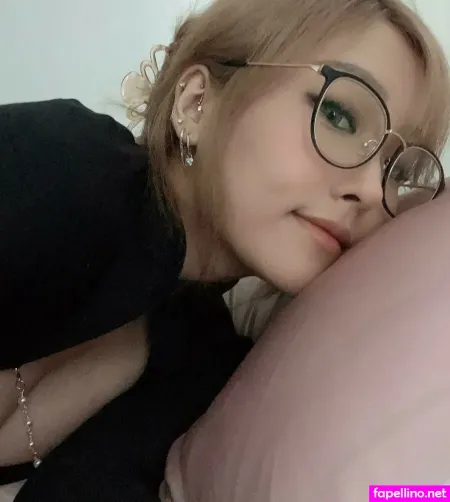 Yoonhyoonaikuros OnlyFans Thumbnail #GUCUiBS0Ap