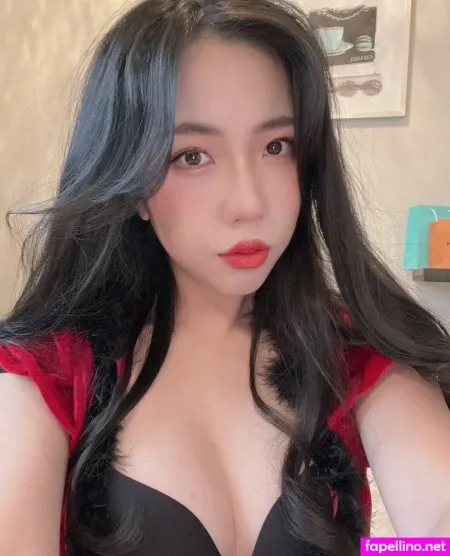 Yoonie OnlyFans Thumbnail #iyYbyF0ySX