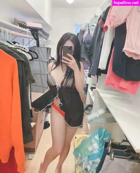 Yooniefree OnlyFans Thumbnail #uNOHN5hmJO