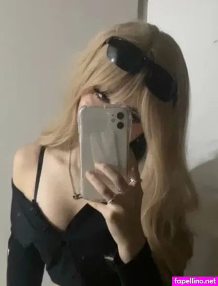 Yoridere OnlyFans Thumbnail #5HIum2cdUT