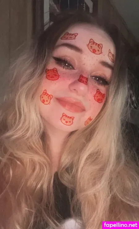 Yoshikitten OnlyFans Thumbnail #DWtKHuBrDw