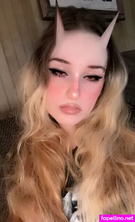 Yoshikitten Main Profile Photo